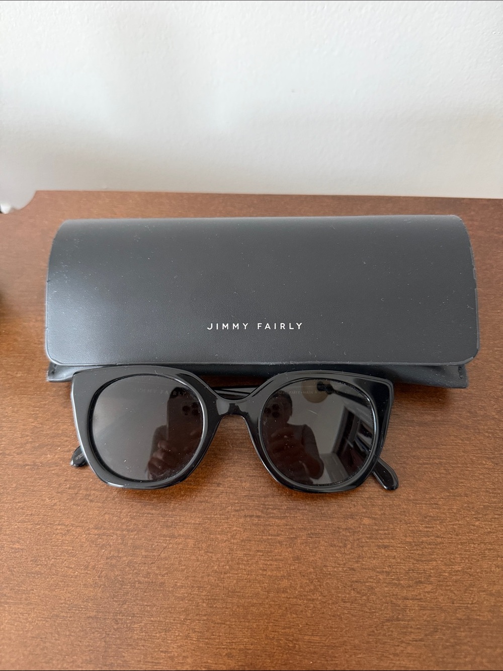 Woman’s classic black sunglasses